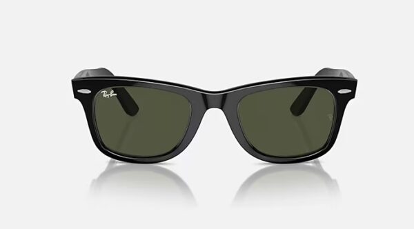 Ray-Ban Wayfarer Classic Sunglasses